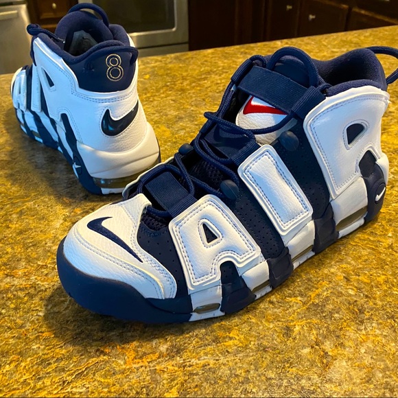 Nike Air Shoes Size 10 - Picture 1 of 3